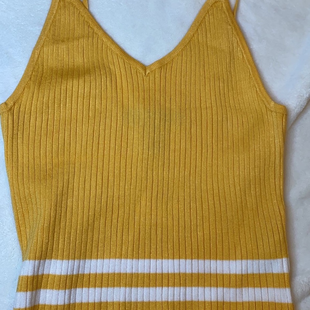 Forever 21 V Neck Tank